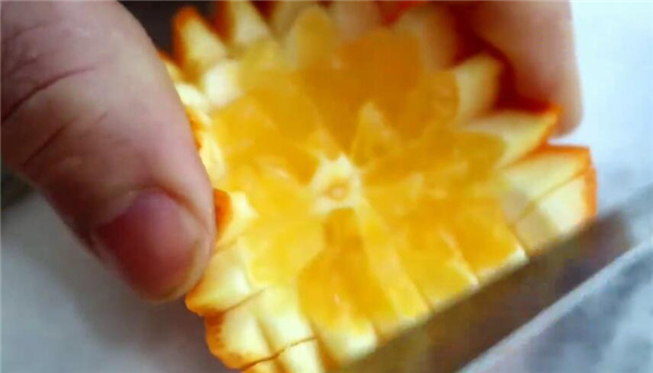 溫暖向日葵創(chuàng)意水果拼盤圖片 創(chuàng)意水果拼盤制作方法