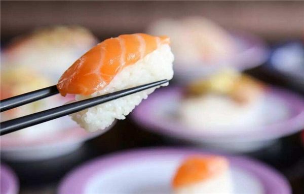 三文魚怎么吃最有營養，生吃和熟吃部分要分清