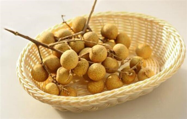 貧血吃什么水果，貧血吃什么水果補(bǔ)血最快