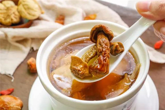 松茸干怎么吃最有營養(yǎng)，松茸干怎么吃才好