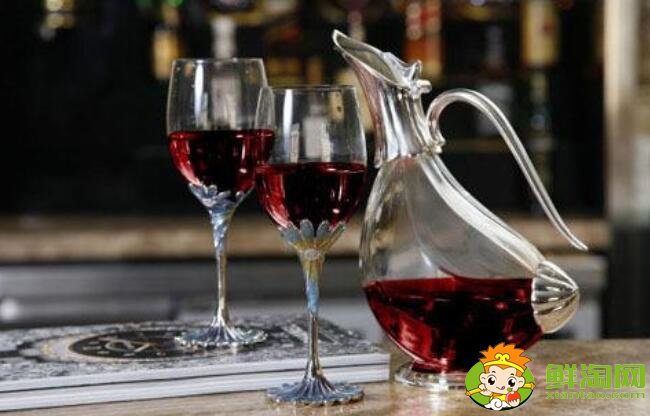 沒有醒酒器怎么醒酒，紅酒不醒酒會(huì)怎么樣