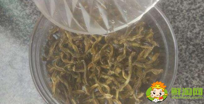 干豆角怎么曬干成綠色，曬干的干豆角可以放冰箱嗎