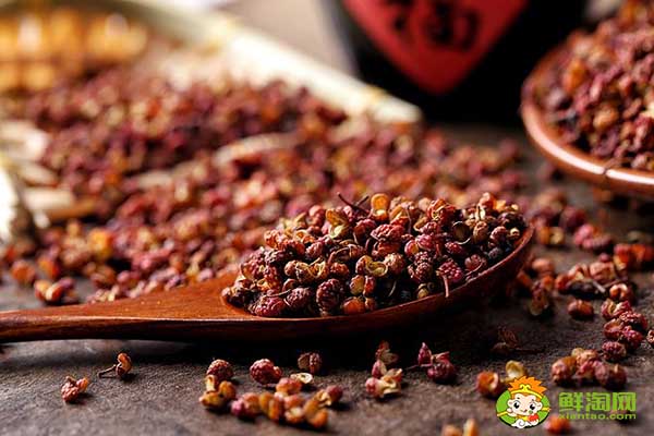 花椒能在塑料瓶里面存放嗎，花椒真空包裝可以存放多久