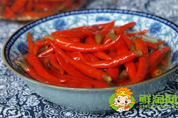 泡辣椒總是浮起來泡不到,泡辣椒上浮用什么壓