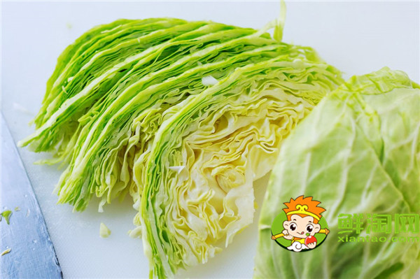 卷心菜能生吃嗎，卷心菜生吃還是熟吃好