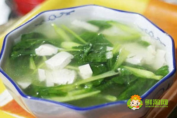 家常豆腐湯菠菜怎么做好喝，科學(xué)證實(shí)豆腐菠菜可以一起吃很好吃！