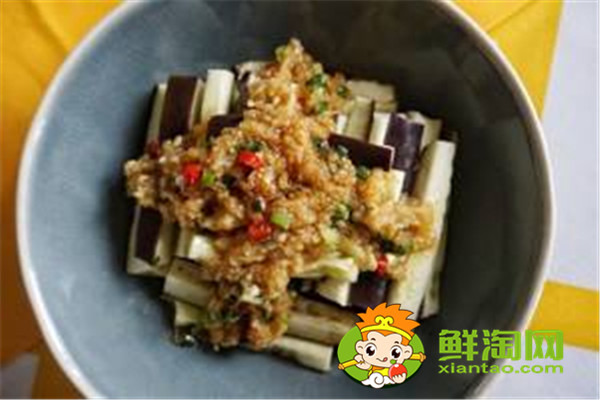 肉末茄子用什么淀粉,茄子這么做更好吃,配上米飯簡直太過癮了