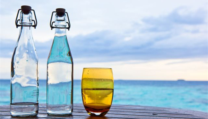 礦泉水和純凈水哪個(gè)適合長(zhǎng)期飲用