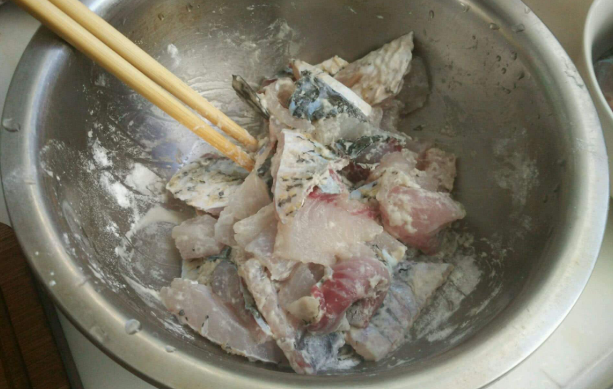 酸菜魚的魚片怎么腌制比較嫩