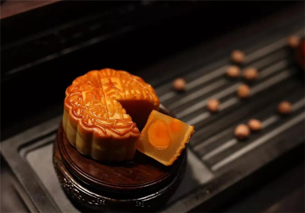 中秋節(jié)吃月餅的寓意是什么