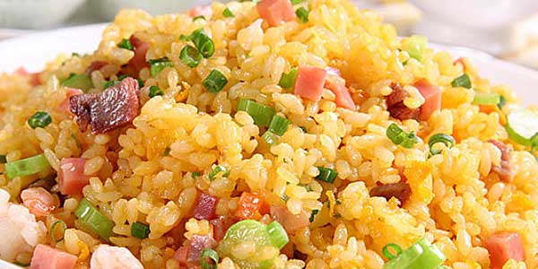 炒飯放什么調(diào)料那么香