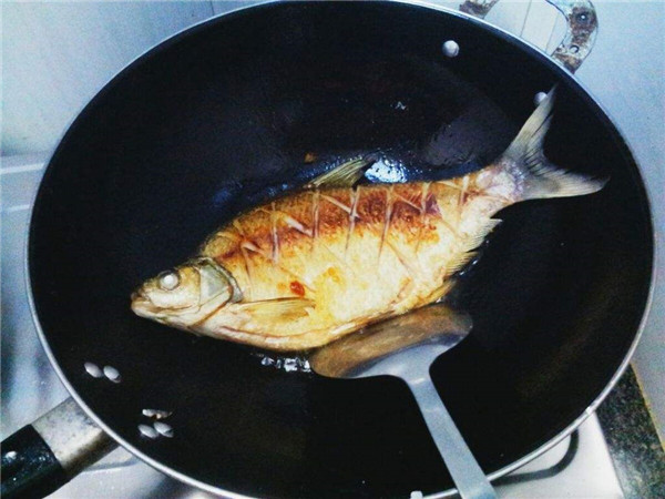 鳊魚燉湯怎么做好吃
